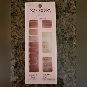 Dashing Diva Gel Nails